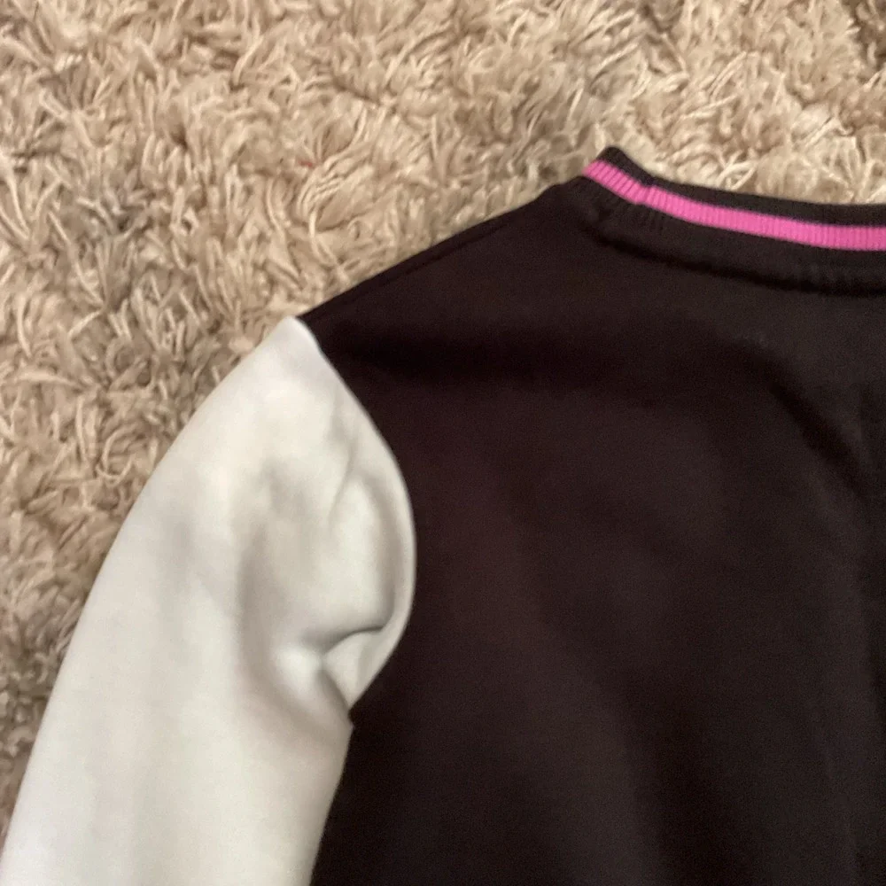 Barbie Kids Black White Colorblock Graphic Sweatshirt Pink Sunglasses Size S